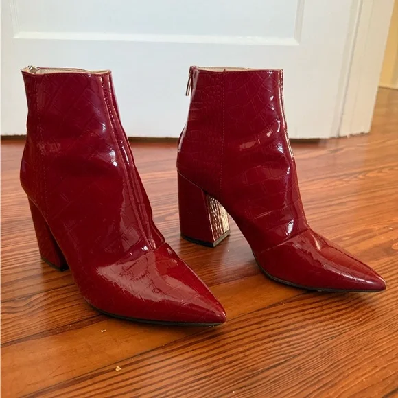Vince Camuto Glossy Red Ankle Boots - Picture 5 of 5